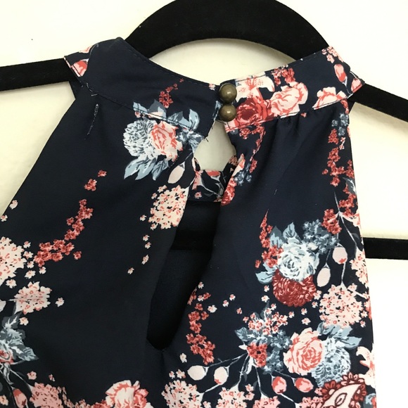 Altar’d State Dress - Picture 2 of 3